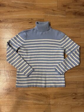 Lauren Ralph Lauren Powder Blue and Cream Ribbed Turtleneck Sweater 100% Cotton